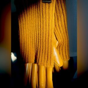 Steve Madden Tan Colored Ribbed Knit & Faux Leather Layered Look Gloves